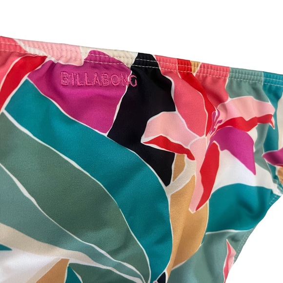 SALE Billabong Lowrider Swim Bottoms NWT - Picture 4 of 4